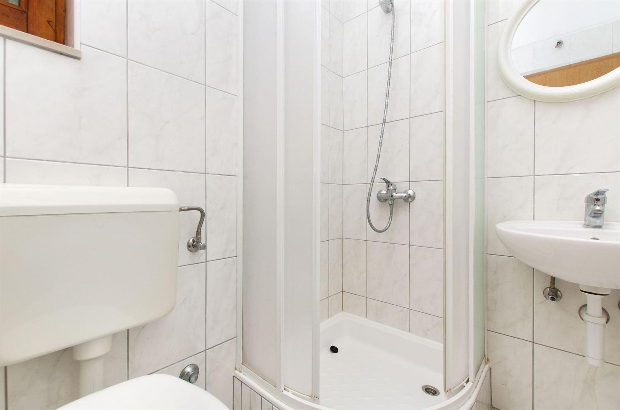 Apartments Neva Sumpetar Екстер'єр фото
